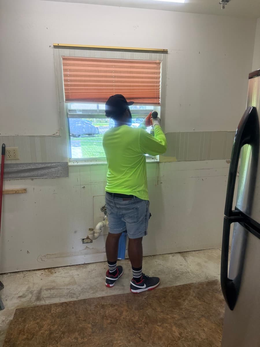 Kitchen remodeling demolition in Miami Gardens